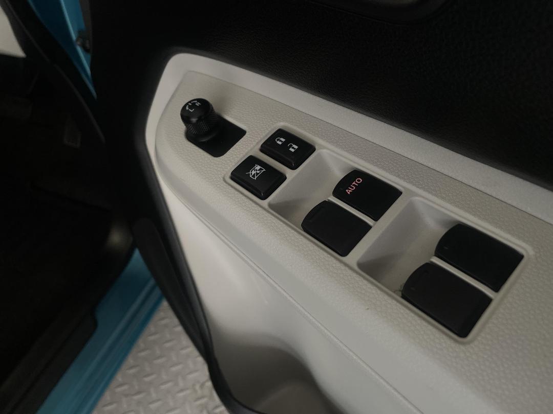 Photo '23' of Suzuki Ignis Photo '23' of Suzuki Ignis