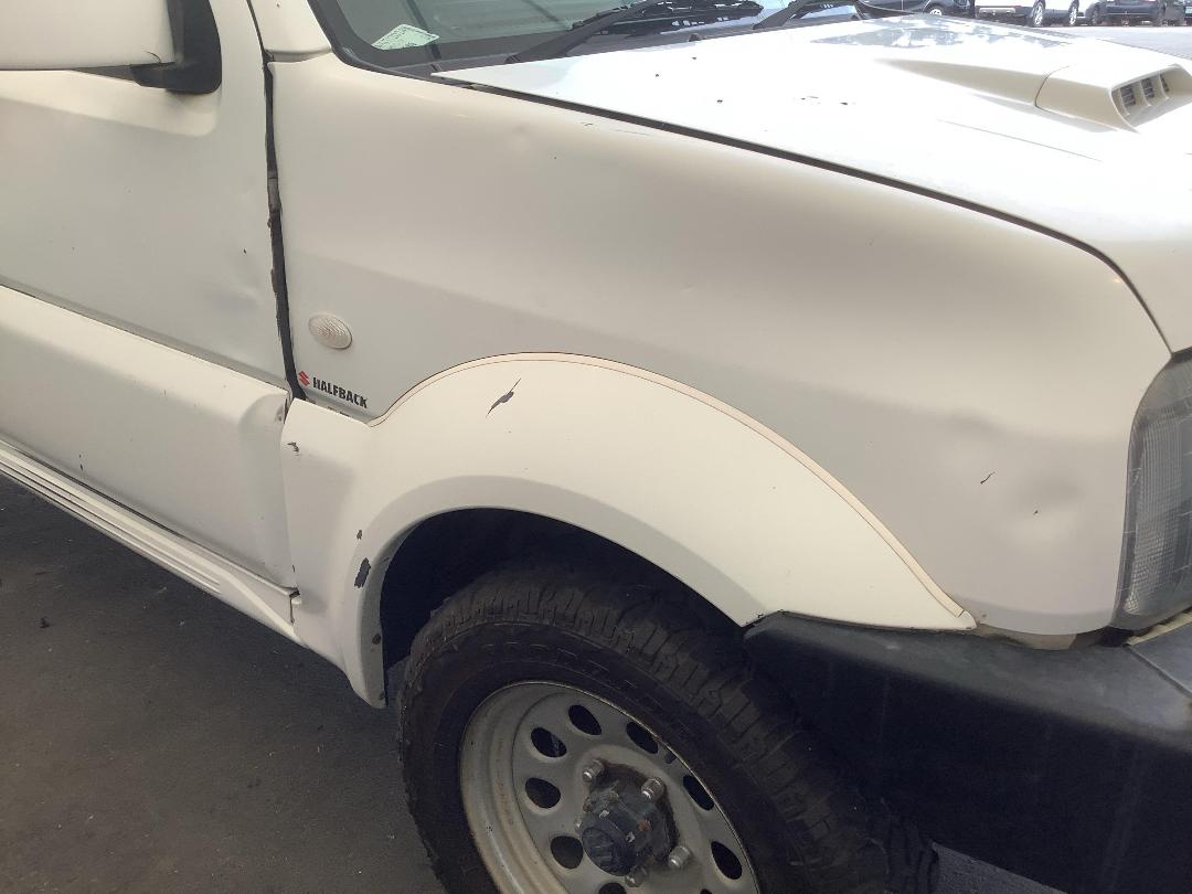 Photo '3' of Suzuki Jimny JXE Photo '3' of Suzuki Jimny JXE