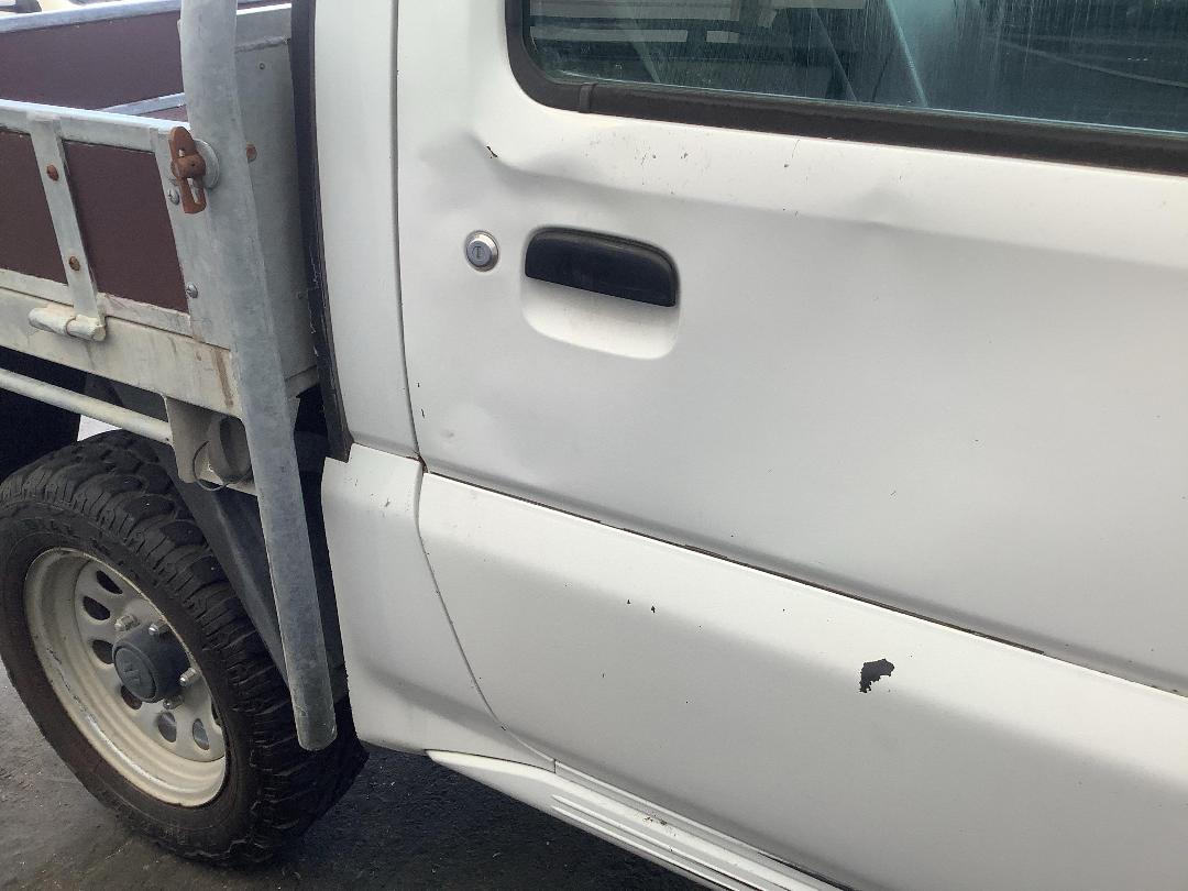 Photo '4' of Suzuki Jimny JXE Photo '4' of Suzuki Jimny JXE