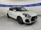 Thumbnail '1' of Suzuki Swift