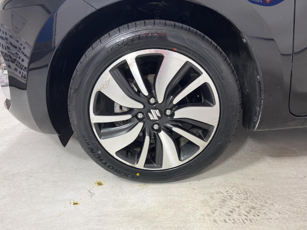 Photo '10' of Suzuki Swift