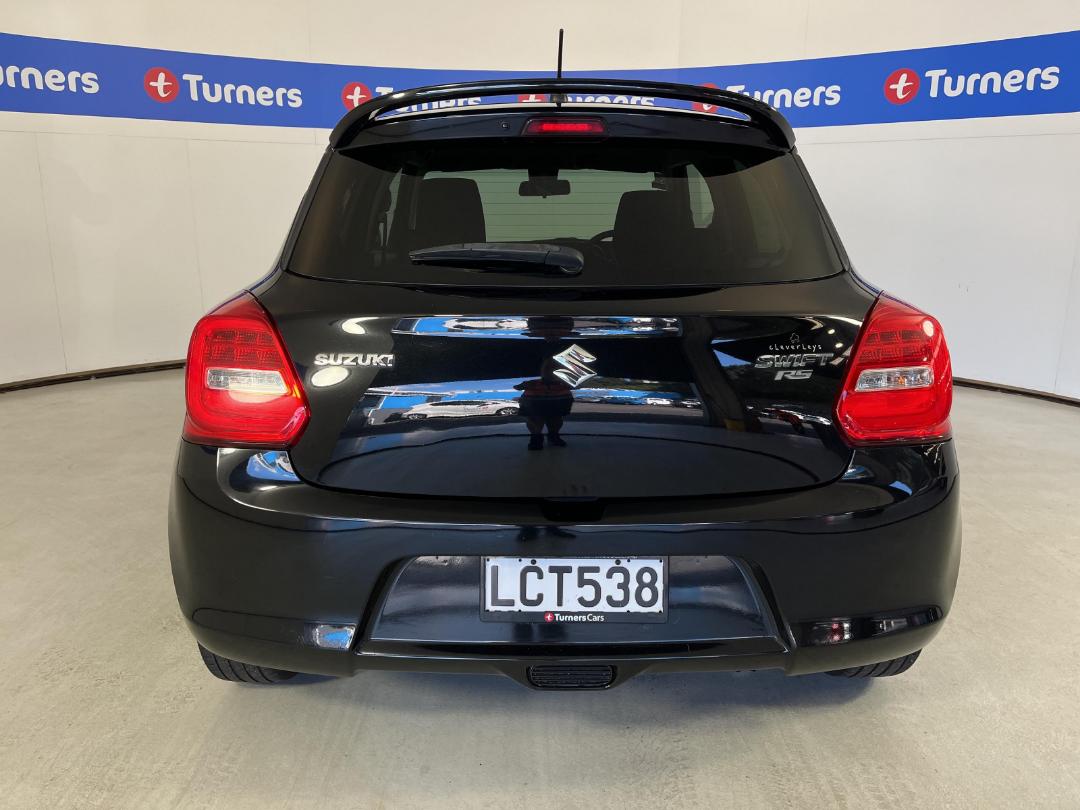 Photo '6' of Suzuki Swift