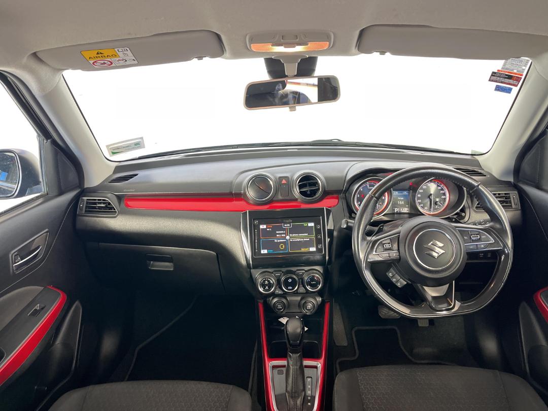 Photo '17' of Suzuki Swift