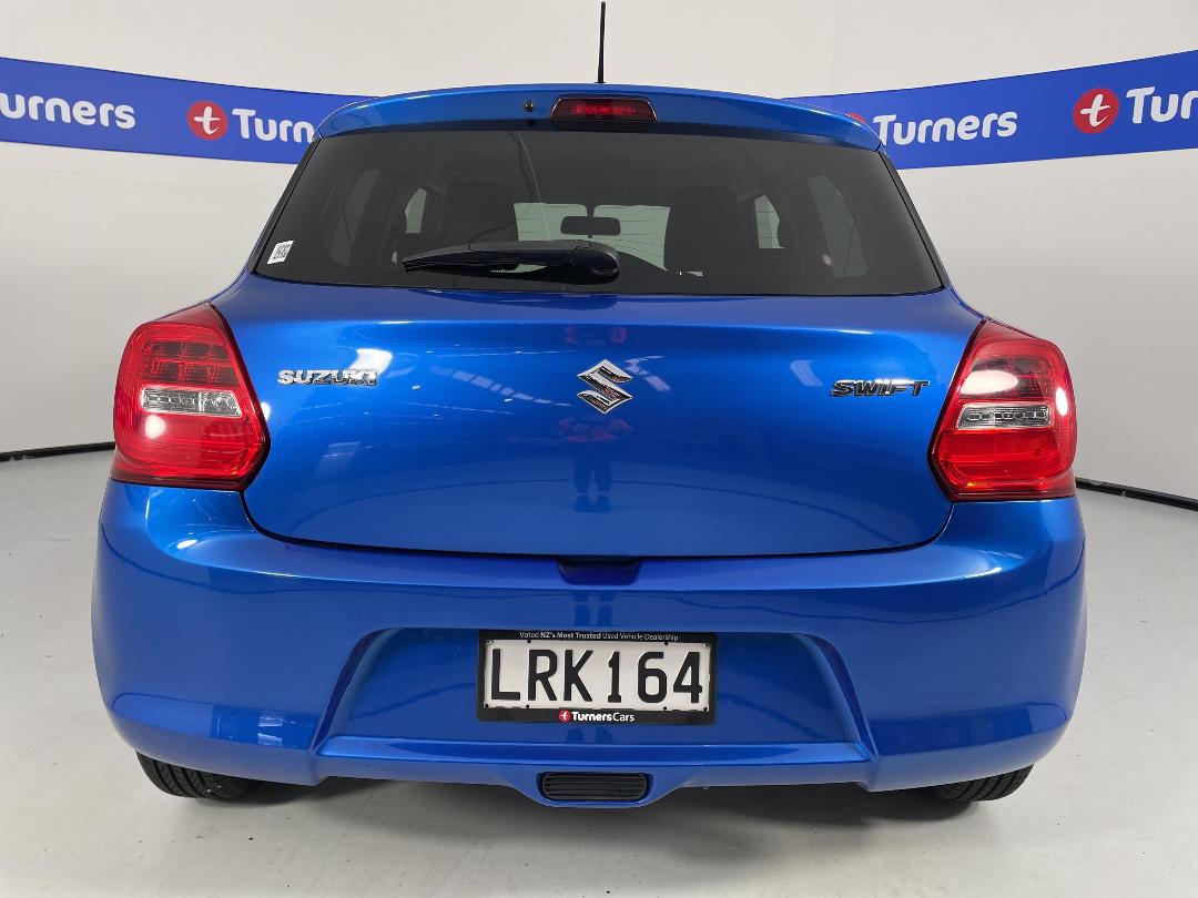 Photo '6' of Suzuki Swift