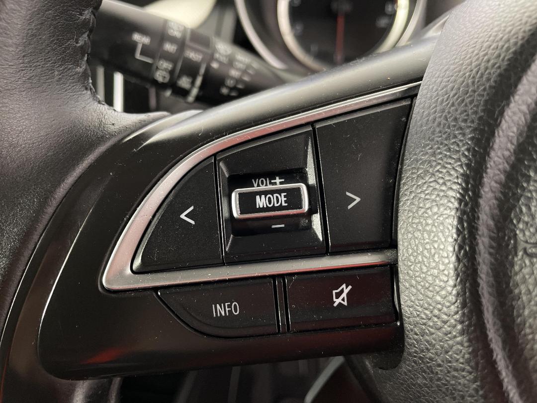 Photo '25' of Suzuki Swift