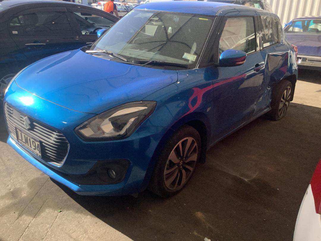 Photo '2' of Suzuki Swift RS Photo '2' of Suzuki Swift RS