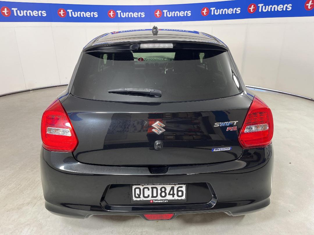 Photo '6' of Suzuki Swift