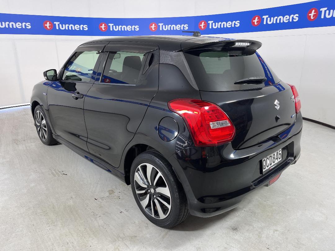 Photo '5' of Suzuki Swift