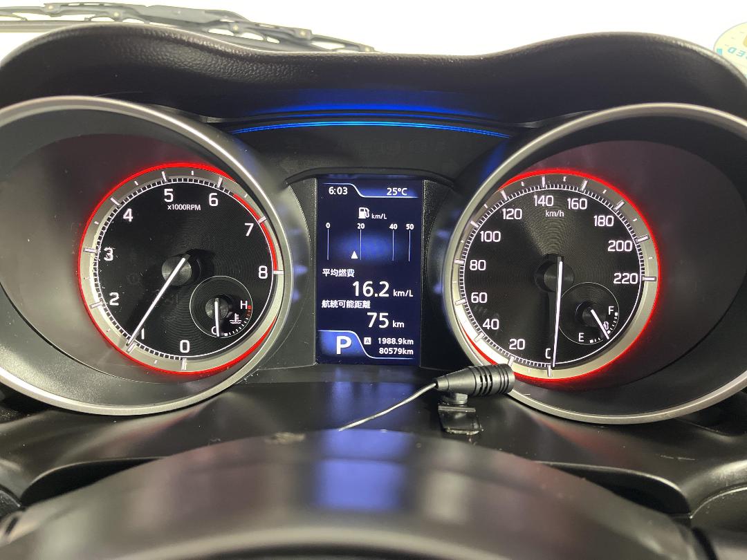 Photo '21' of Suzuki Swift