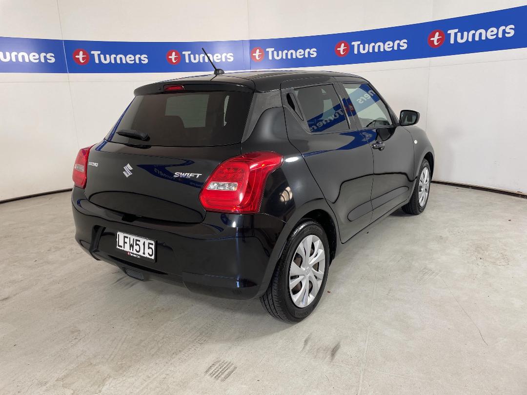 Photo '7' of Suzuki Swift