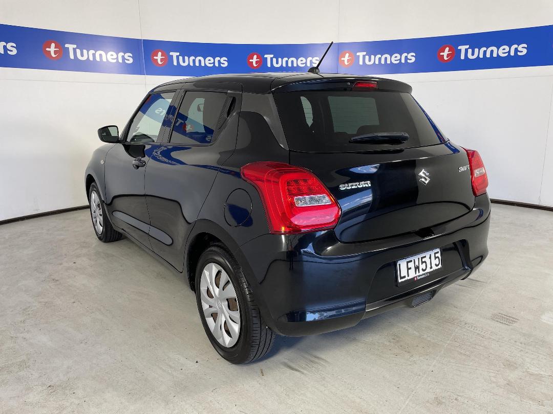 Photo '5' of Suzuki Swift