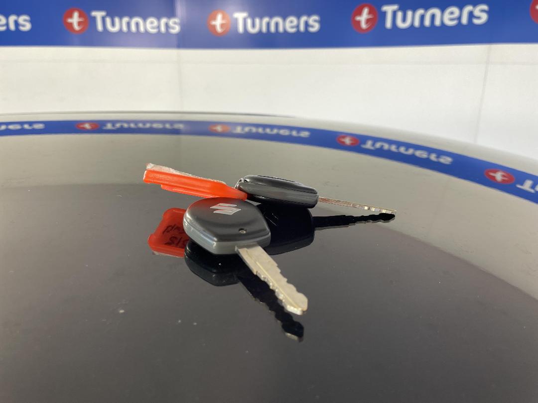 Photo '22' of Suzuki Swift