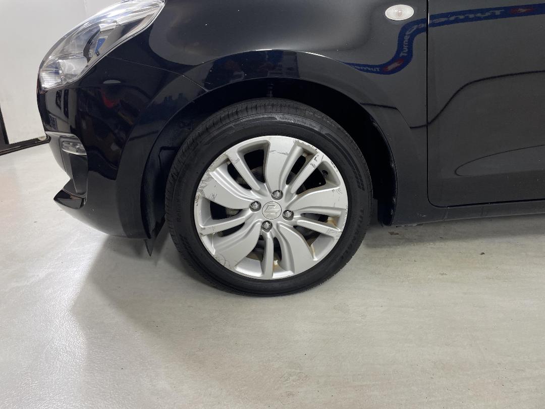 Photo '10' of Suzuki Swift