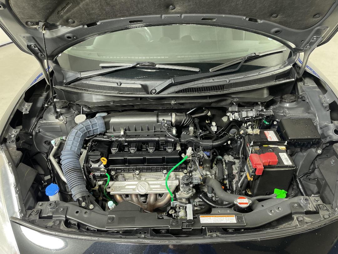 Photo '13' of Suzuki Swift