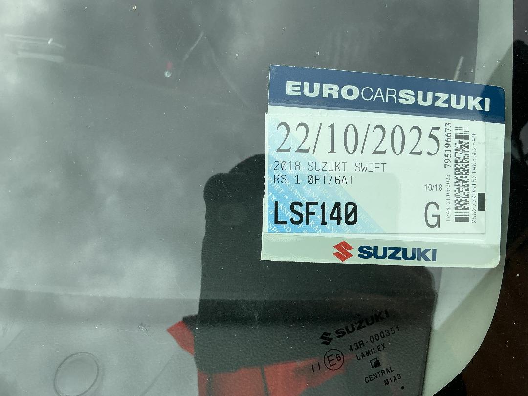 Photo '17' of Suzuki Swift RS