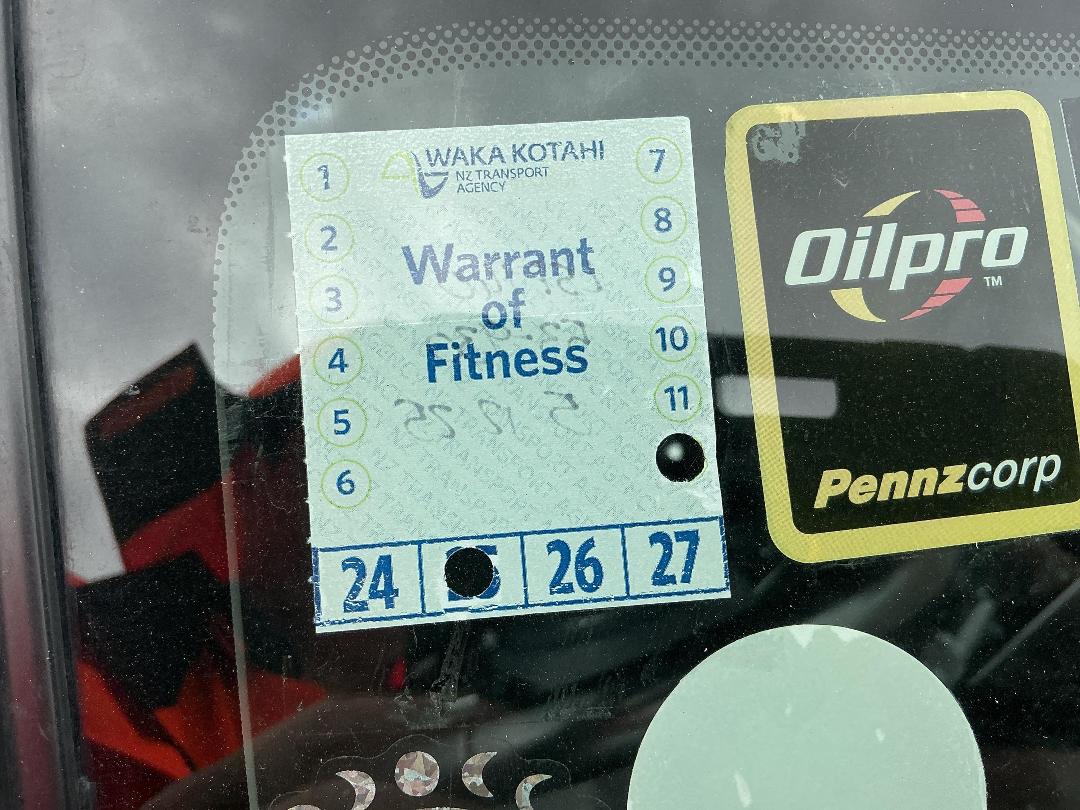 Photo '16' of Suzuki Swift RS