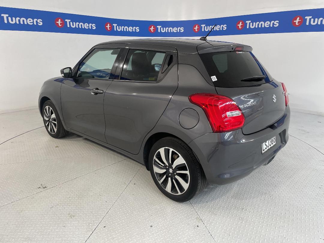 Photo '5' of Suzuki Swift Photo '5' of Suzuki Swift