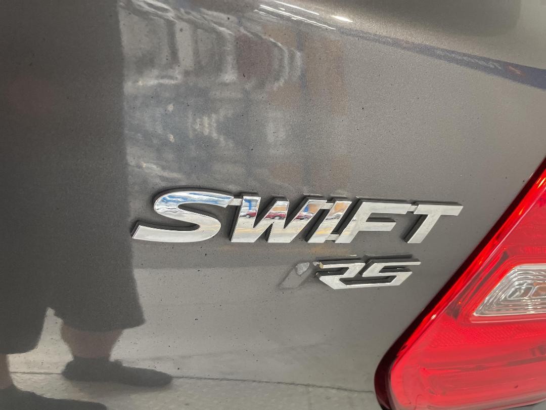 Photo '36' of Suzuki Swift Photo '36' of Suzuki Swift