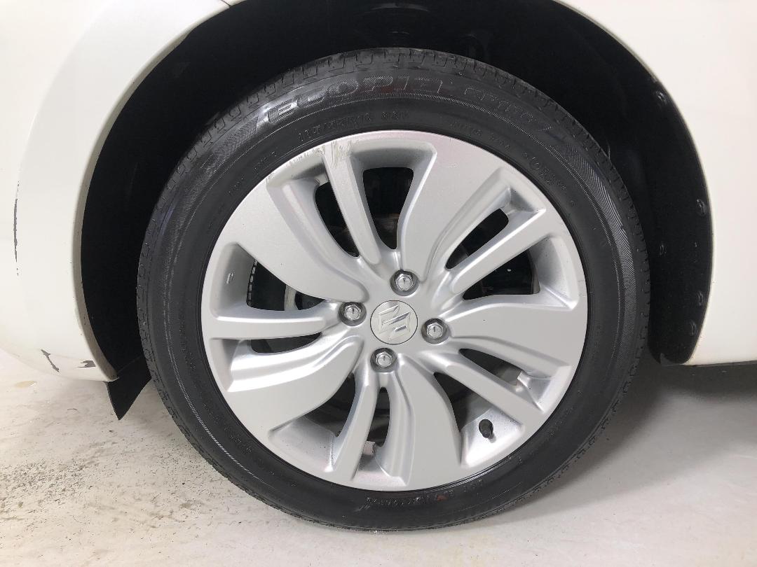 Photo '10' of Suzuki Swift