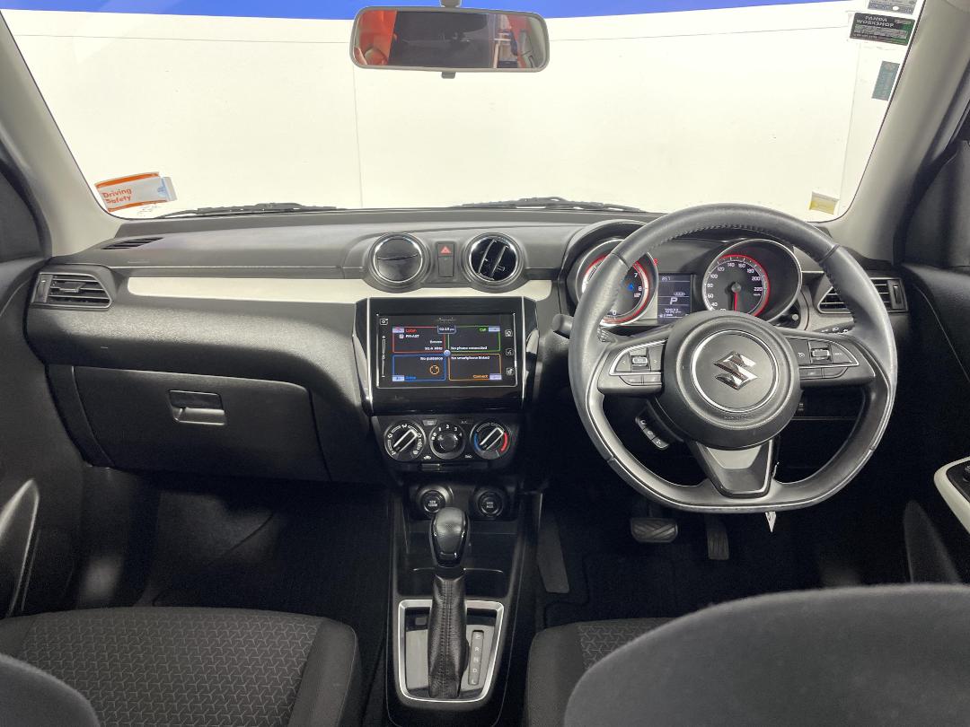 Photo '17' of Suzuki Swift Photo '17' of Suzuki Swift