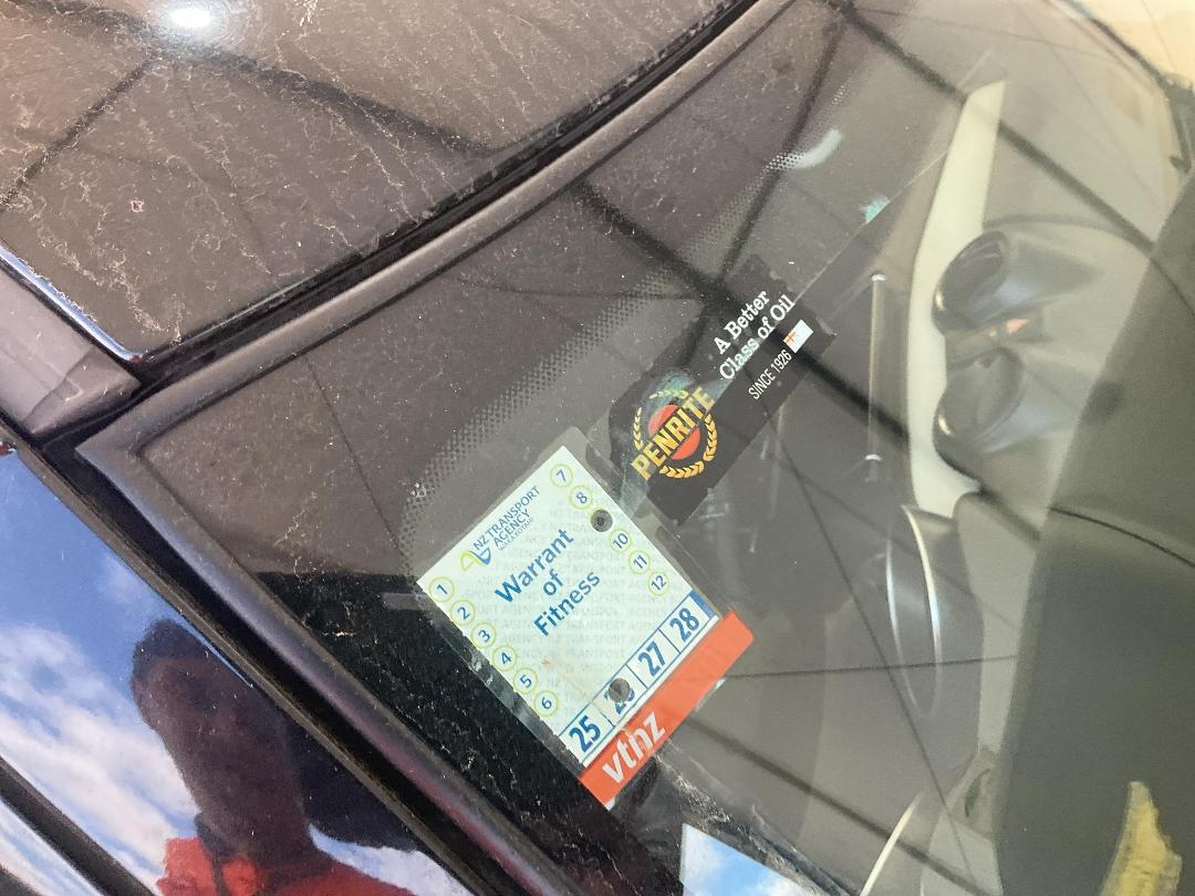 Photo '24' of Suzuki Swift GLC