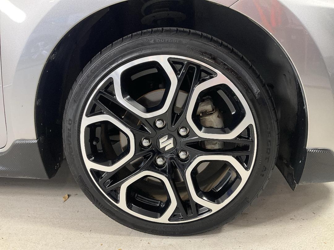 Photo '9' of Suzuki Swift