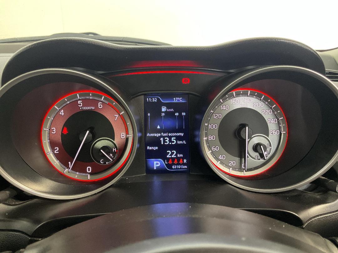 Photo '21' of Suzuki Swift