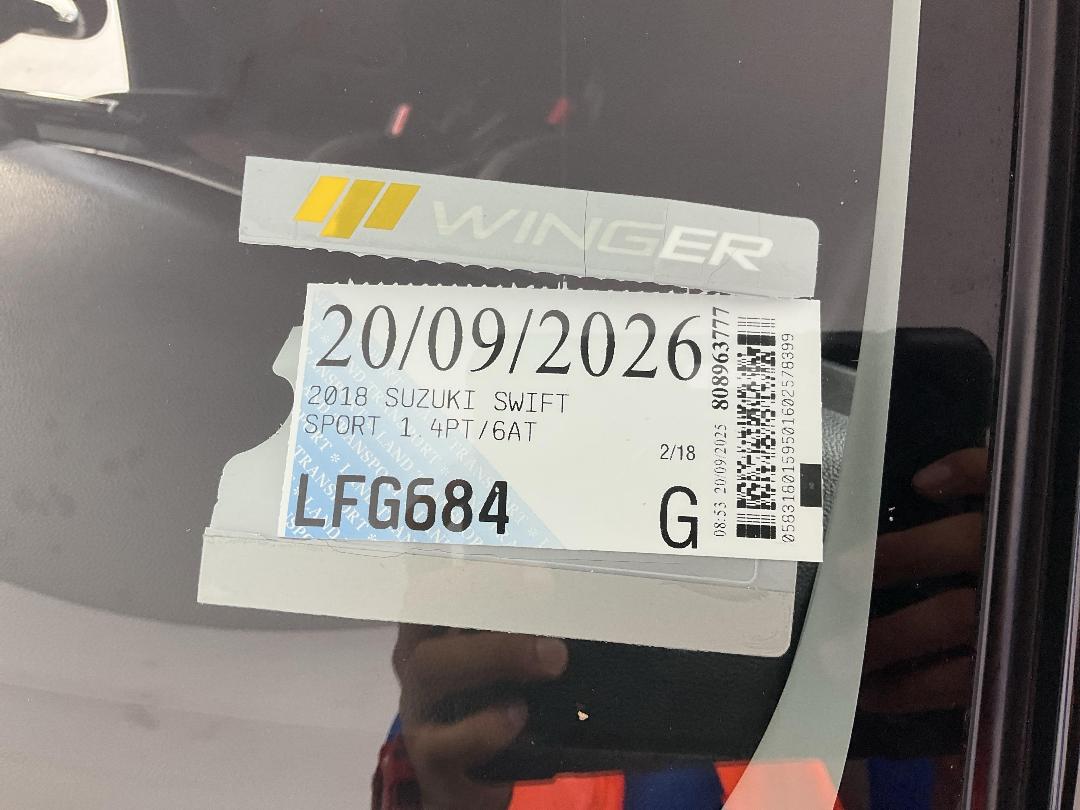 Photo '25' of Suzuki Swift