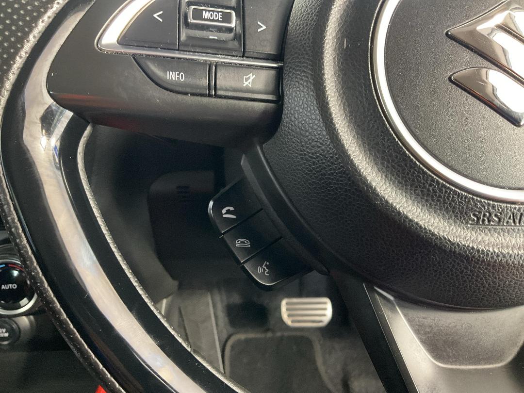 Photo '27' of Suzuki Swift