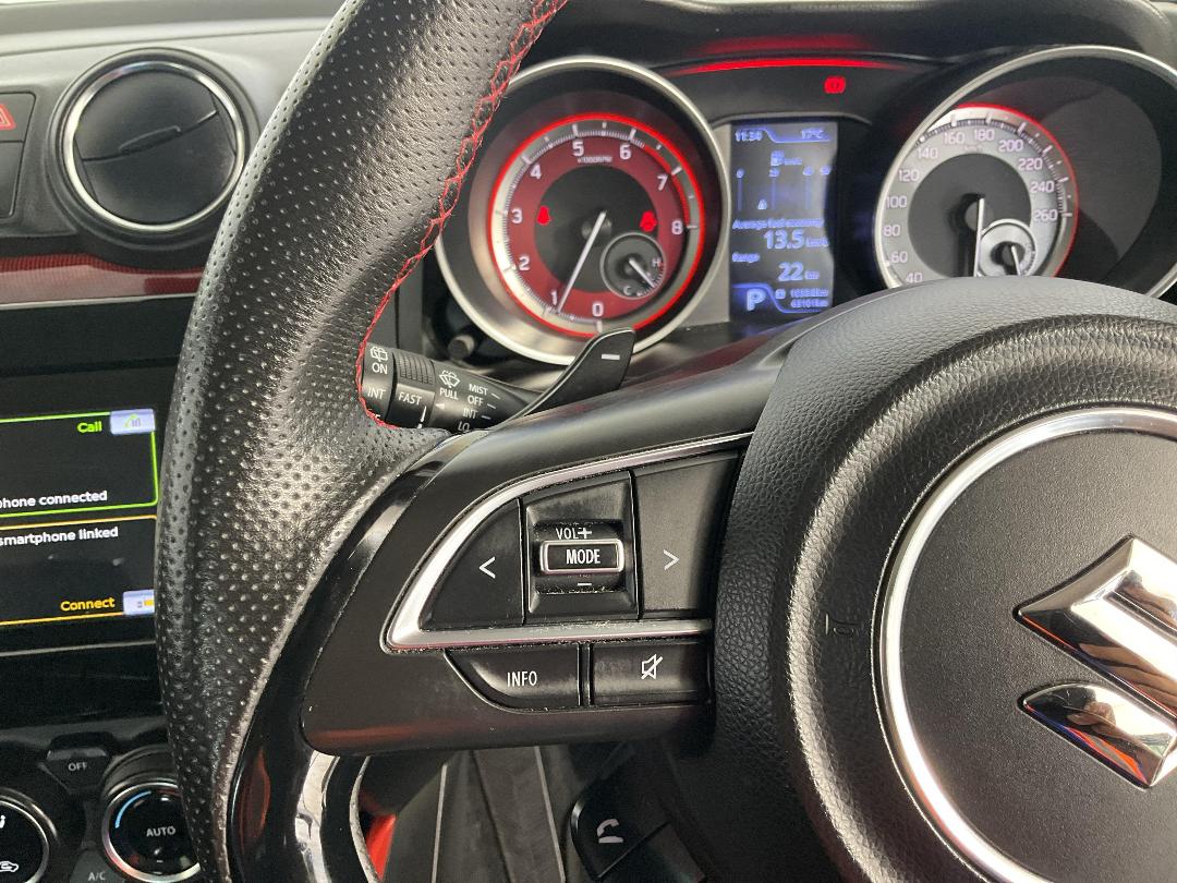 Photo '26' of Suzuki Swift