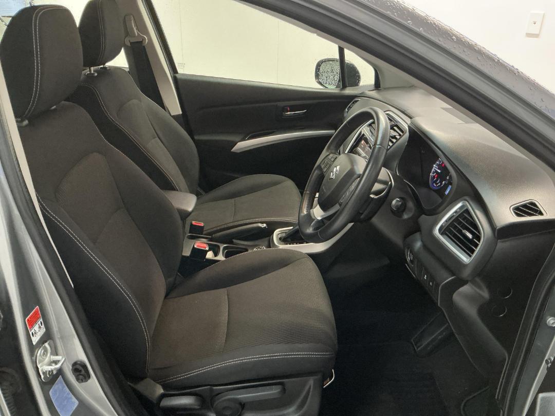 Photo '16' of Suzuki SX4 S-Cross Photo '16' of Suzuki SX4 S-Cross