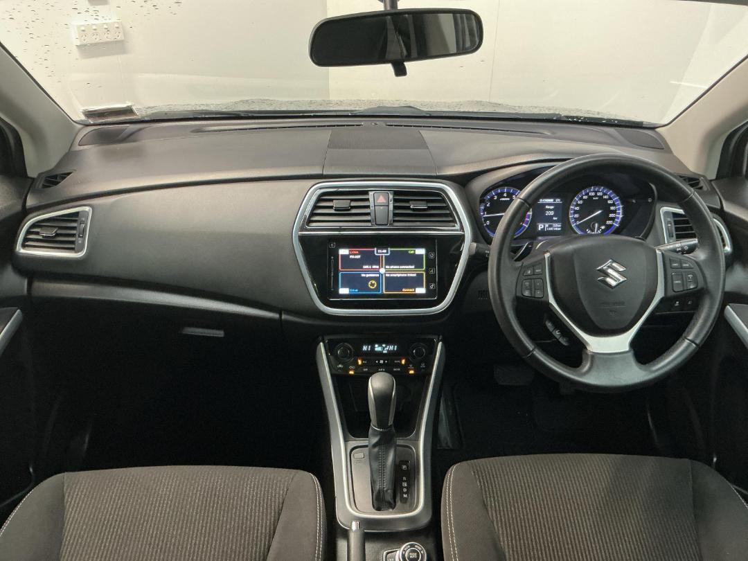 Photo '17' of Suzuki SX4 S-Cross Photo '17' of Suzuki SX4 S-Cross