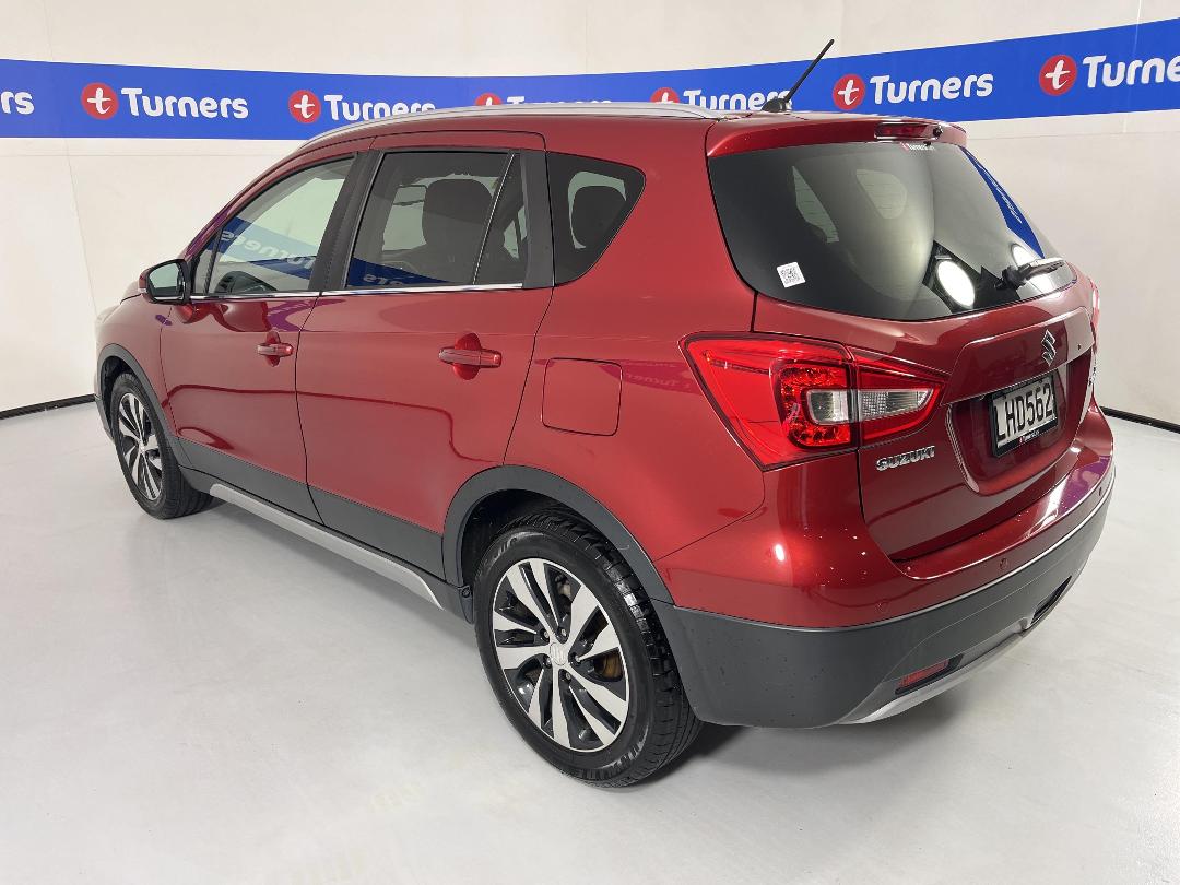 Photo '5' of Suzuki SX4 S-Cross Photo '5' of Suzuki SX4 S-Cross