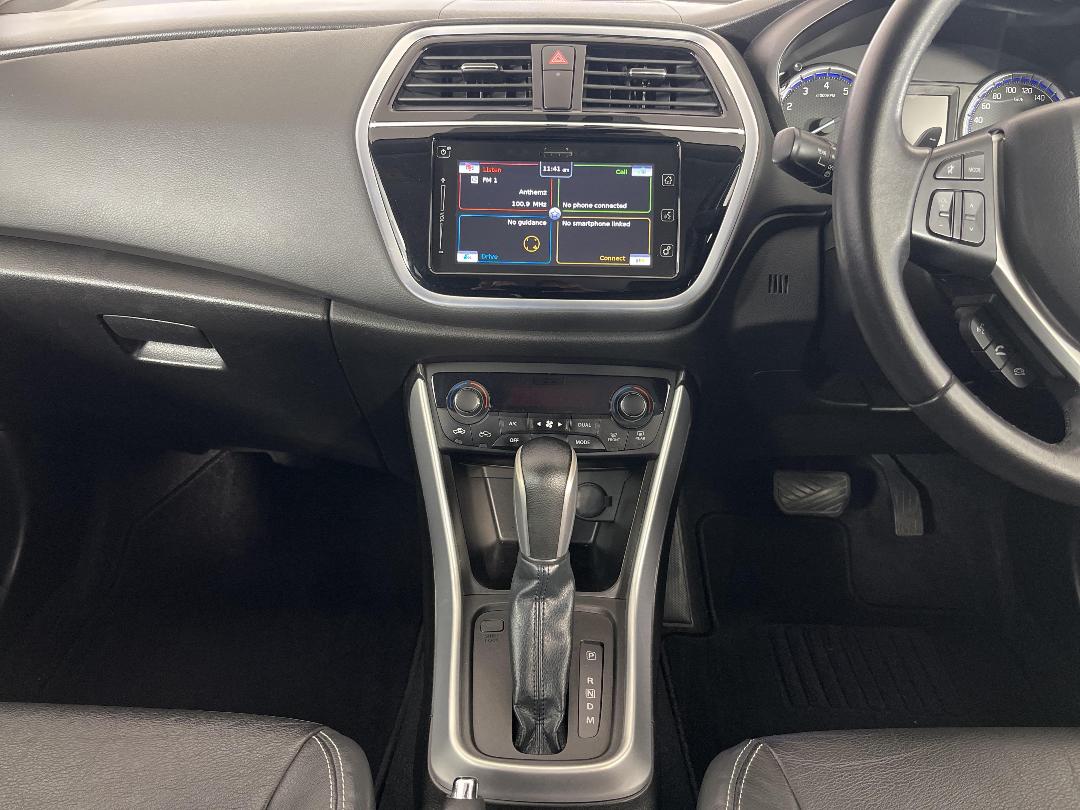 Photo '18' of Suzuki SX4 S-Cross Photo '18' of Suzuki SX4 S-Cross