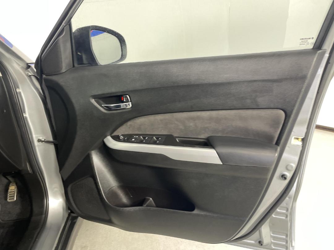 Photo '15' of Suzuki Vitara