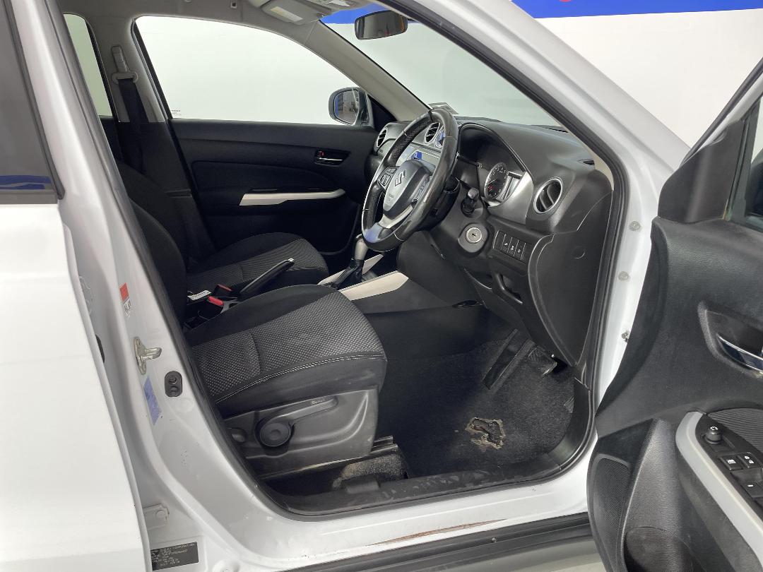 Photo '16' of Suzuki Vitara