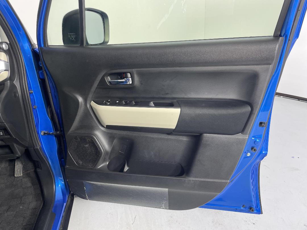 Photo '15' of Suzuki Xbee Photo '15' of Suzuki Xbee