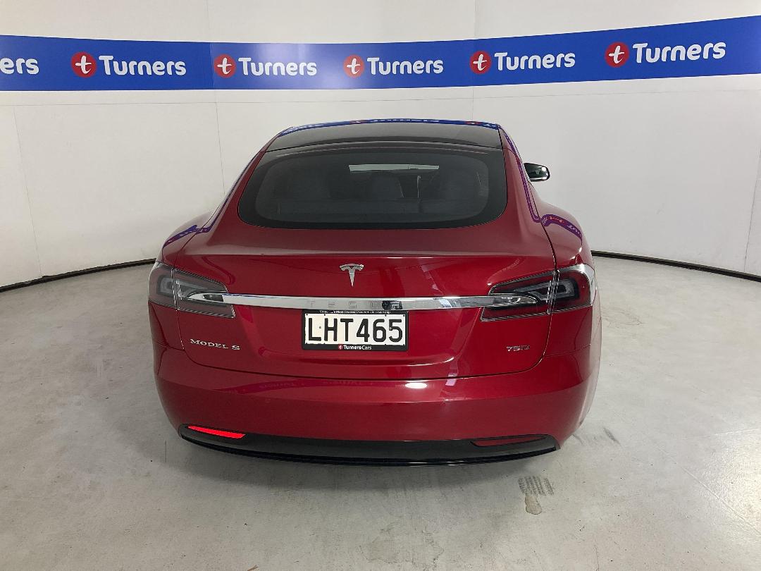 Photo '6' of Tesla Model S
