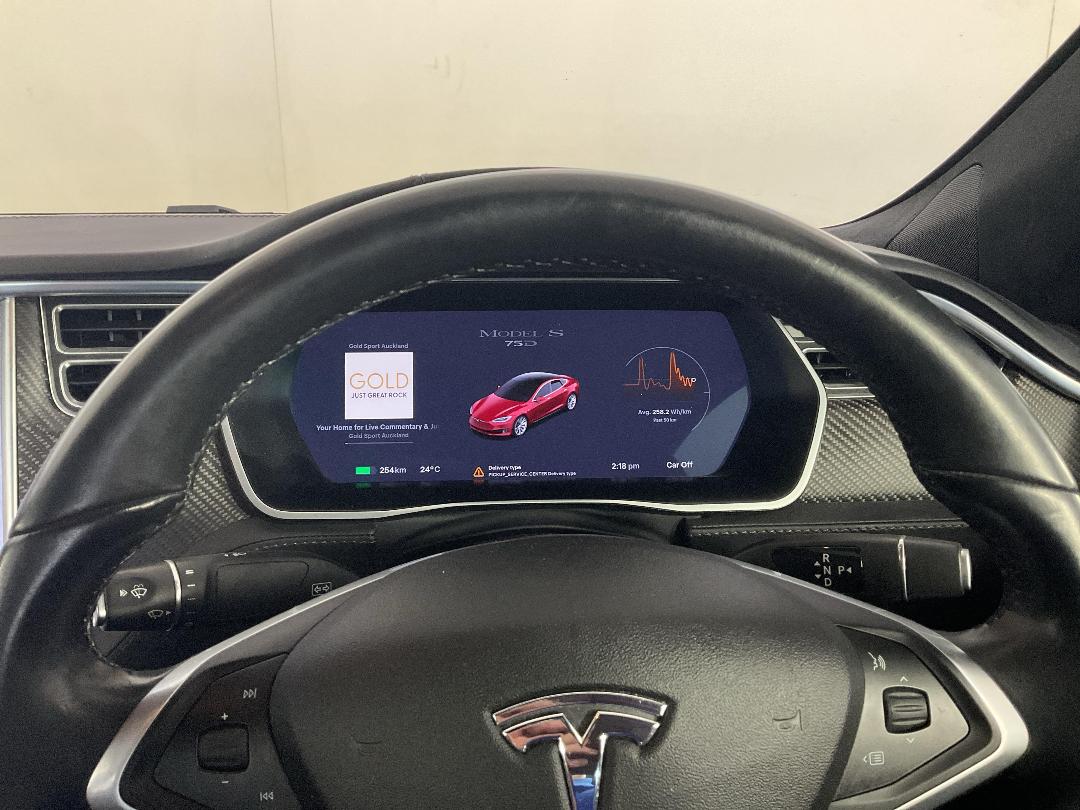 Photo '21' of Tesla Model S