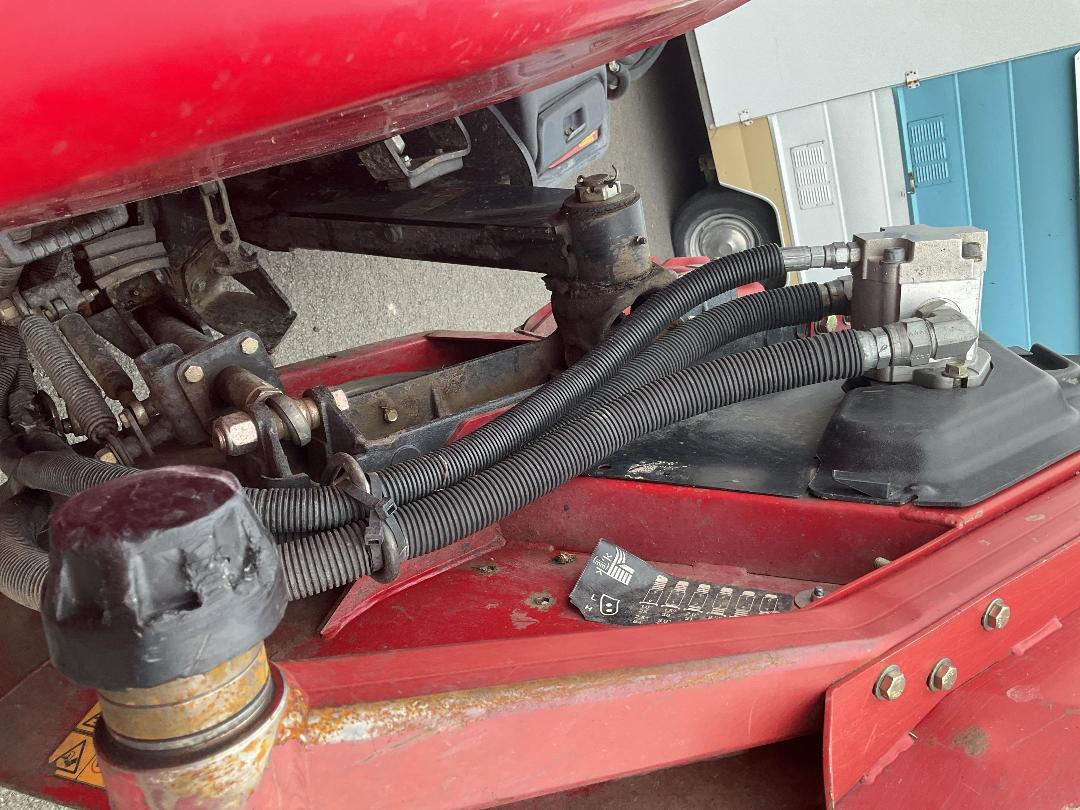 Photo '17' of TORO 4000-D LAWNMOWER Mower