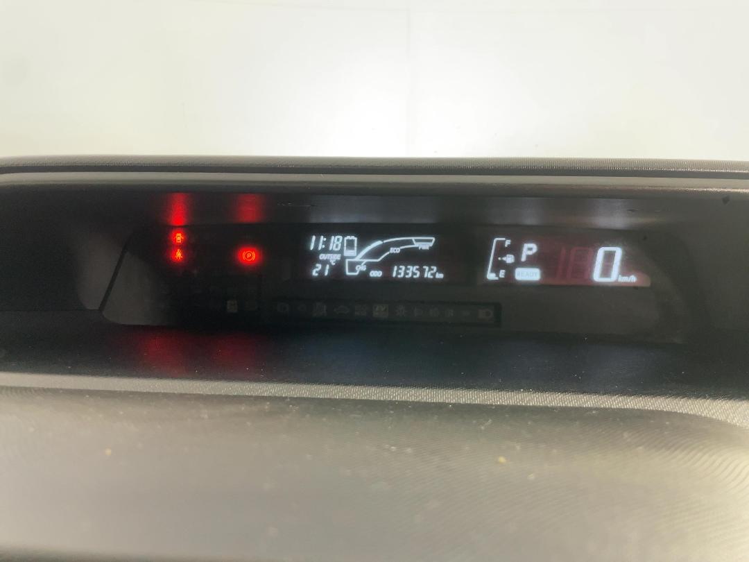 Photo '21' of Toyota Aqua Photo '21' of Toyota Aqua