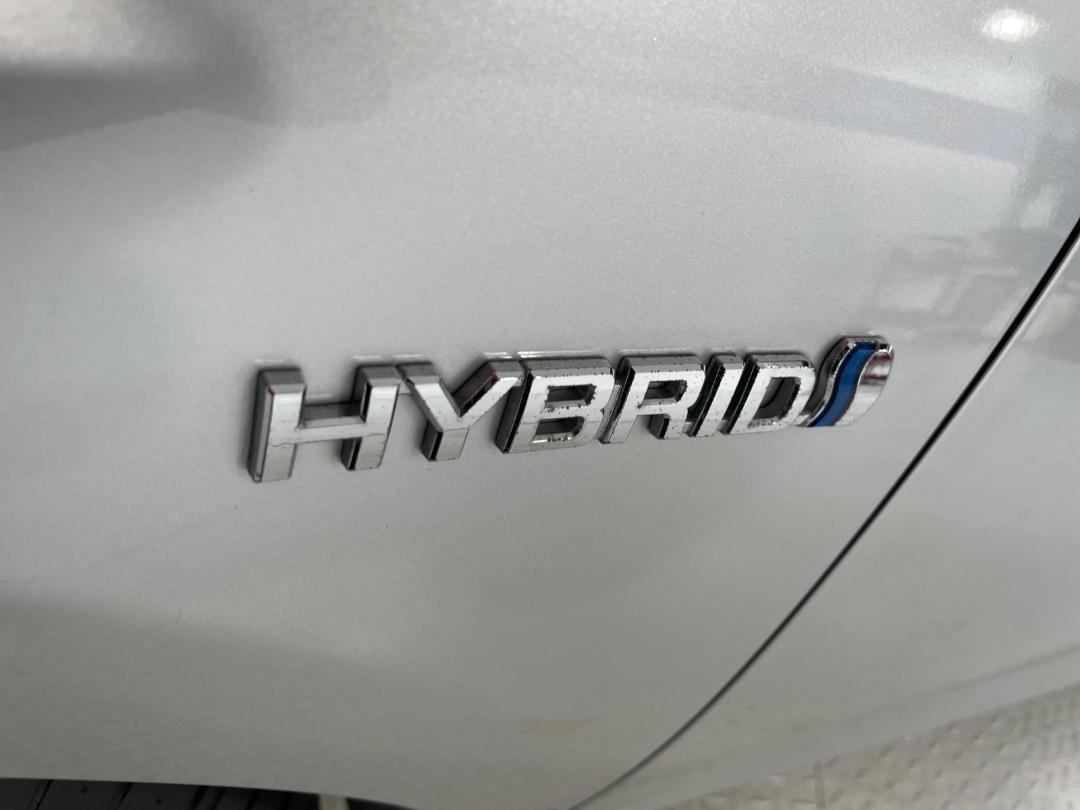 Photo '32' of Toyota Aqua Photo '32' of Toyota Aqua