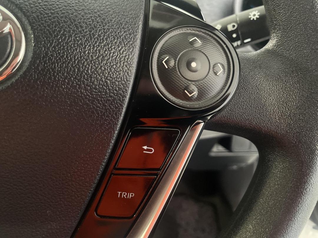 Photo '25' of Toyota Aqua