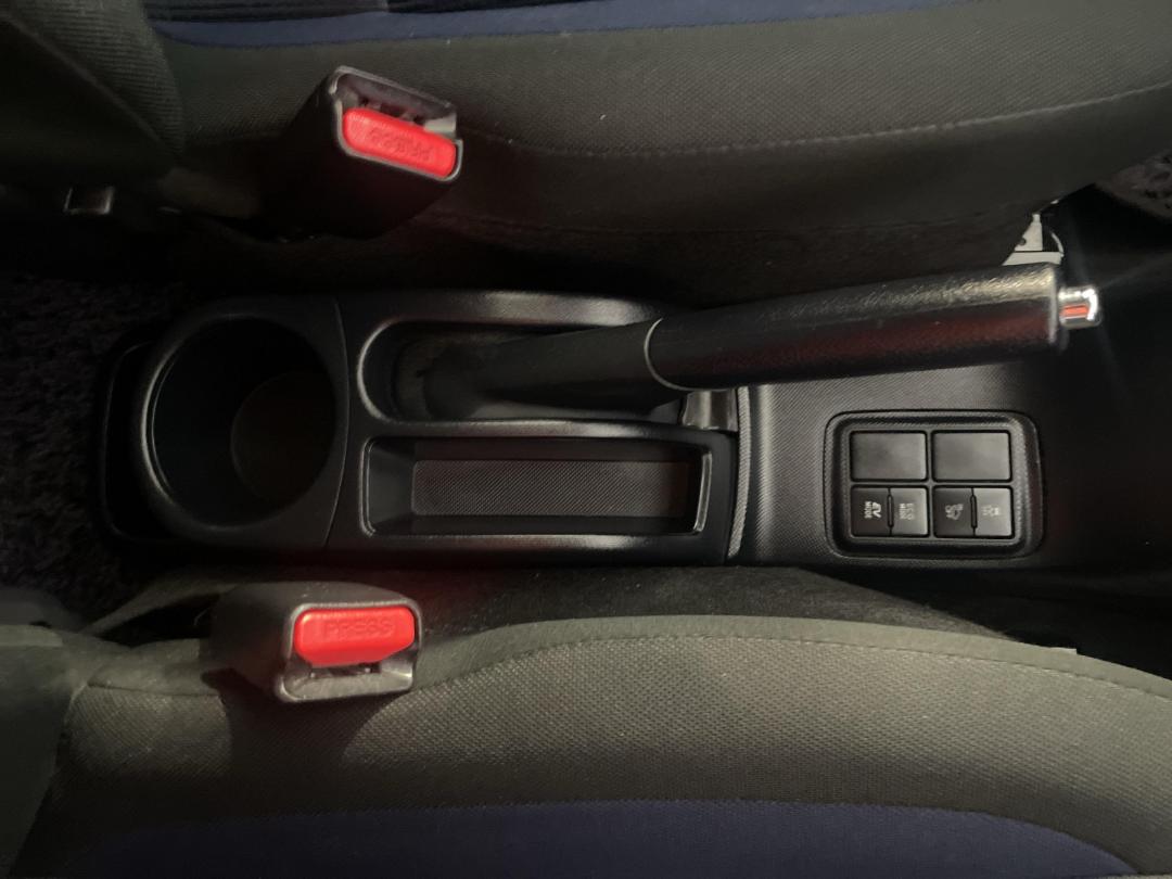 Photo '32' of Toyota Aqua