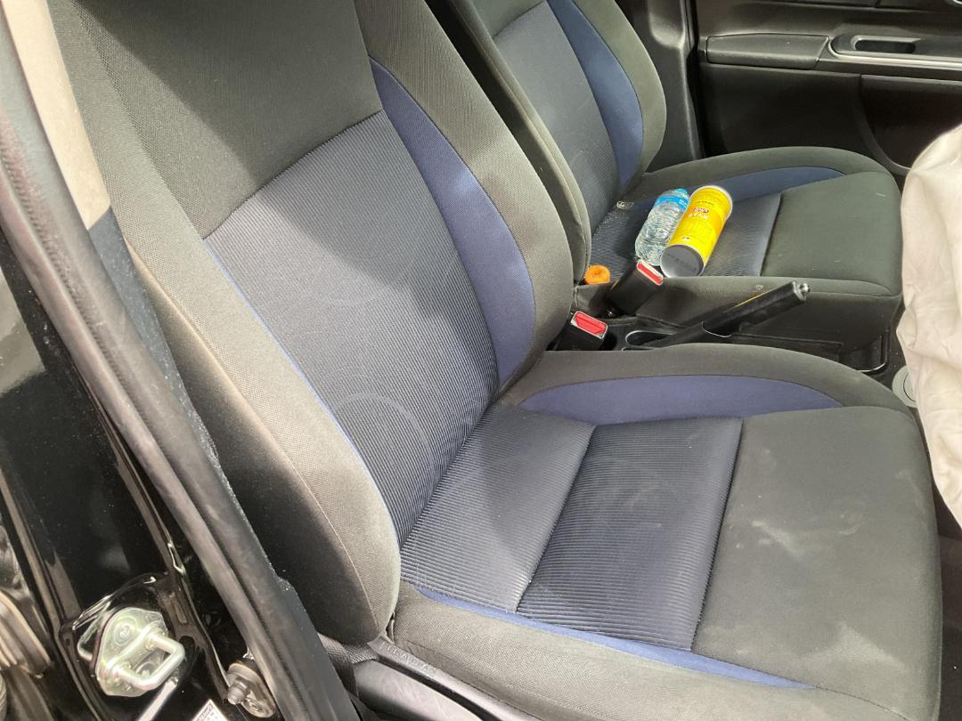 Photo '14' of Toyota Aqua