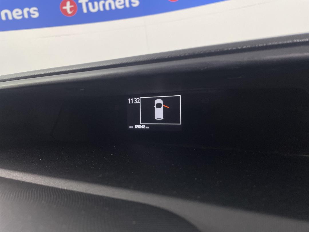 Photo '21' of Toyota Aqua