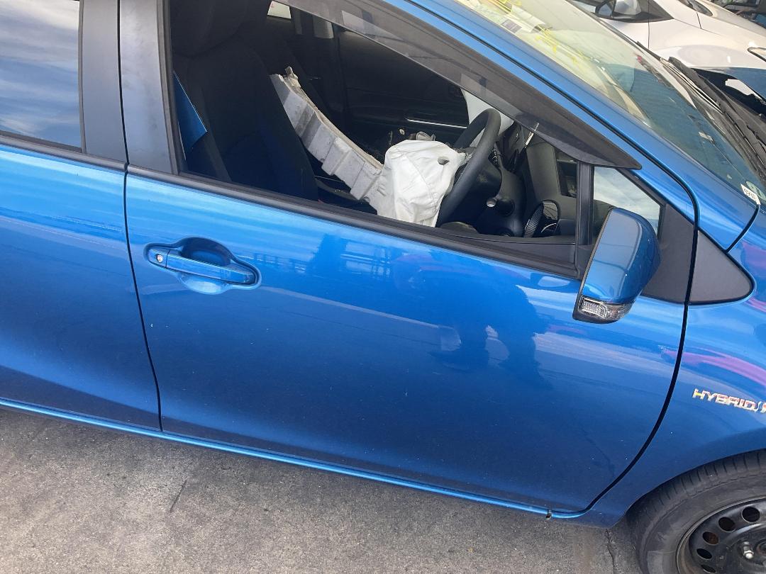 Photo '3' of Toyota Aqua