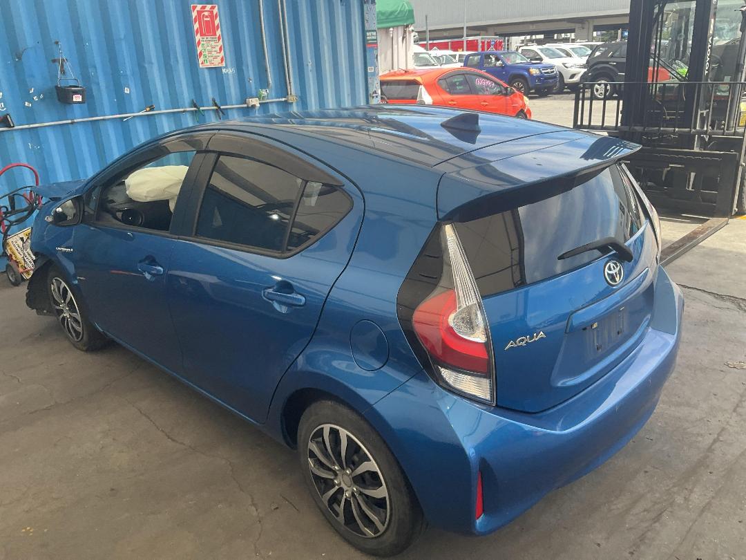 Photo '9' of Toyota Aqua