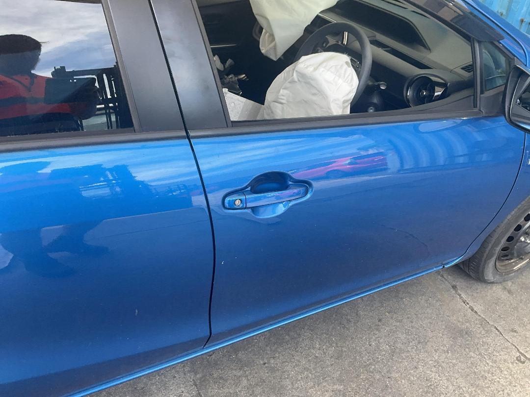 Photo '15' of Toyota Aqua