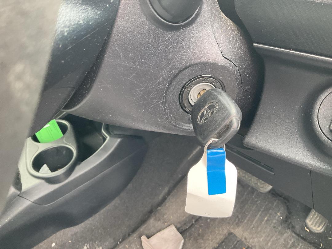 Photo '10' of Toyota Aqua Hybrid Photo '10' of Toyota Aqua Hybrid